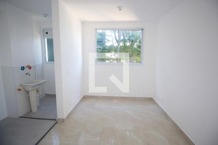 Cozinha / Sala de apartamento para alugar com 2 quartos, 38m² em Jardim Miriam, São Paulo