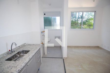 Sala/Cozinha de apartamento à venda com 2 quartos, 38m² em Jardim Miriam, São Paulo