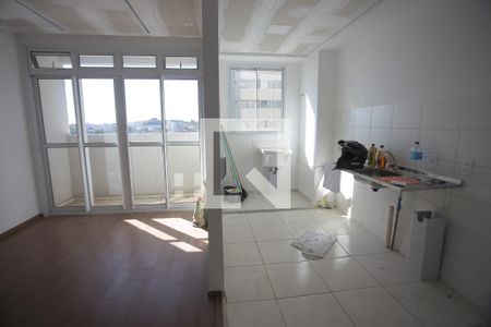 Cozinha de apartamento para alugar com 2 quartos, 54m² em Jardim Riacho das Pedras, Contagem