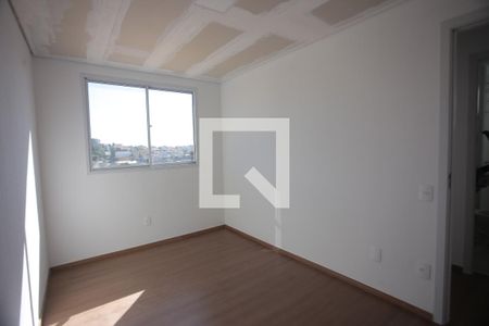 Quarto de apartamento à venda com 2 quartos, 54m² em Jardim Riacho das Pedras, Contagem