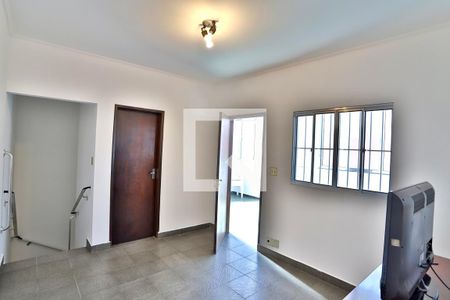Sala 2 de casa para alugar com 3 quartos, 120m² em Vila Invernada, São Paulo