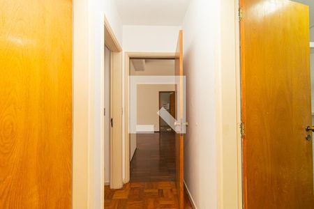 Corredor de apartamento para alugar com 3 quartos, 105m² em Bela Vista, São Paulo