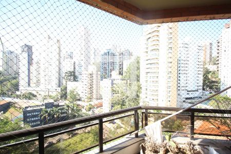 Varanda suíte  de apartamento à venda com 3 quartos, 230m² em Vila Suzana, São Paulo