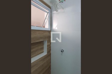 Banheiro da Suíte de apartamento para alugar com 1 quarto, 28m² em Vila Paulicéia, São Paulo