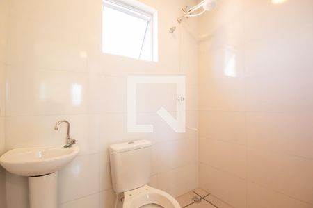 Banheiro de casa para alugar com 1 quarto, 20m² em Conceicao, Osasco