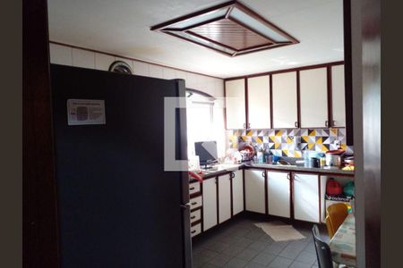Casa à venda com 4 quartos, 172m² em Piratininga, Niterói