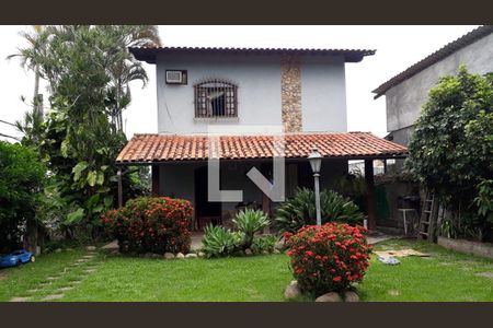 Casa à venda com 4 quartos, 171m² em Piratininga, Niterói