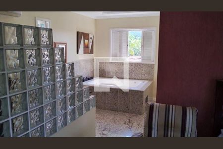 Casa à venda com 5 quartos, 220m² em Itaipu, Niterói