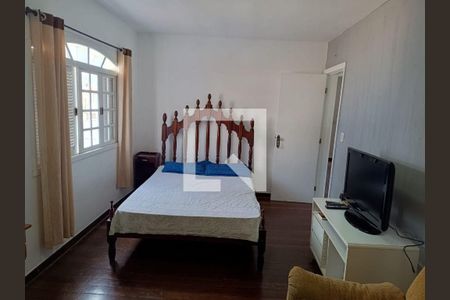 Casa à venda com 4 quartos, 351m² em Piratininga, Niterói