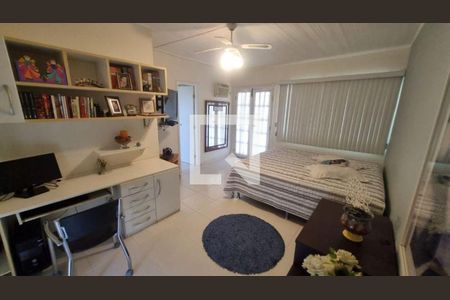 Casa à venda com 4 quartos, 595m² em Badu, Niterói