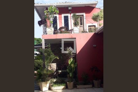 Casa à venda com 2 quartos, 196m² em Maravista, Niterói