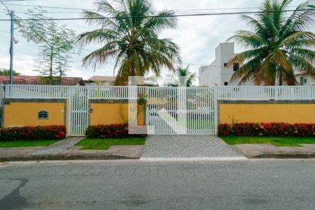 Casa à venda com 3 quartos, 304m² em Itaipu, Niterói