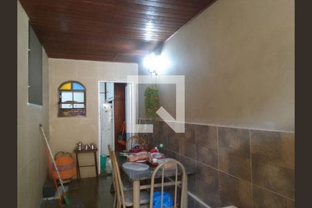 Casa à venda com 3 quartos, 260m² em Piratininga, Niterói