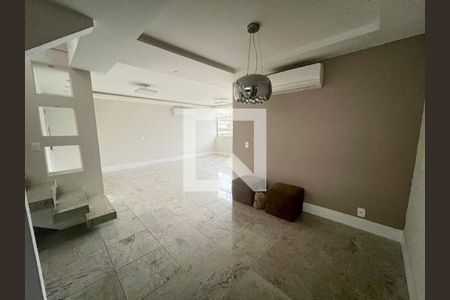 Apartamento à venda com 3 quartos, 190m² em Icaraí, Niterói