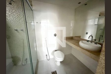 Apartamento à venda com 3 quartos, 190m² em Icaraí, Niterói