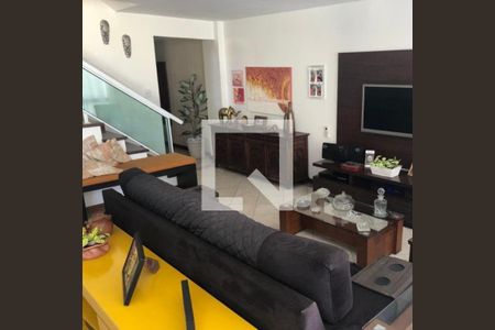 Apartamento à venda com 4 quartos, 220m² em Icaraí, Niterói