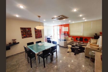Apartamento à venda com 4 quartos, 244m² em Camboinhas, Niterói