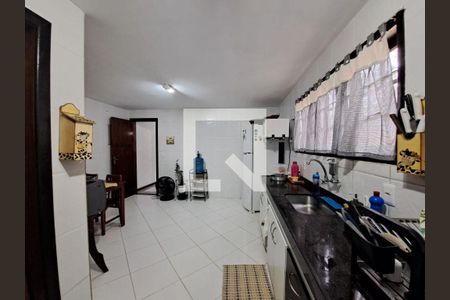 Casa à venda com 3 quartos, 133m² em Maravista, Niterói