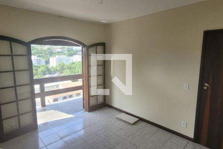 Casa à venda com 5 quartos, 318m² em Badu, Niterói