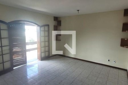 Casa à venda com 5 quartos, 318m² em Badu, Niterói