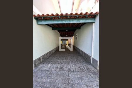 Casa à venda com 3 quartos, 232m² em Piratininga, Niterói