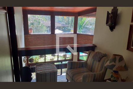 Casa à venda com 3 quartos, 230m² em Engenho do Mato, Niterói