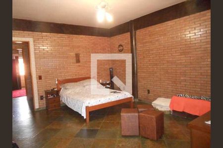 Casa à venda com 4 quartos, 260m² em Maravista, Niterói
