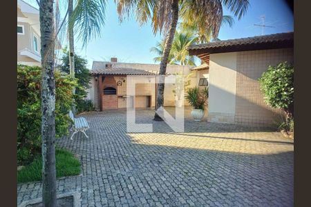 Casa à venda com 3 quartos, 217m² em Camboinhas, Niterói