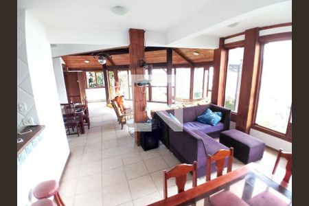 Casa à venda com 4 quartos, 150m² em Piratininga, Niterói
