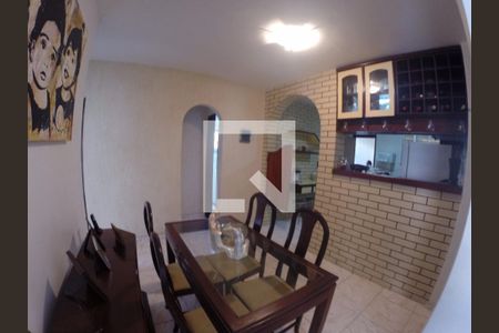 Casa à venda com 4 quartos, 203m² em Fonseca, Niterói