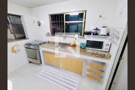 Casa à venda com 4 quartos, 136m² em Engenhoca, Niterói