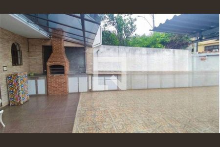 Casa à venda com 4 quartos, 136m² em Engenhoca, Niterói