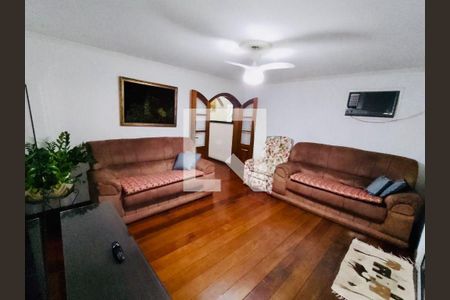Casa à venda com 4 quartos, 136m² em Engenhoca, Niterói