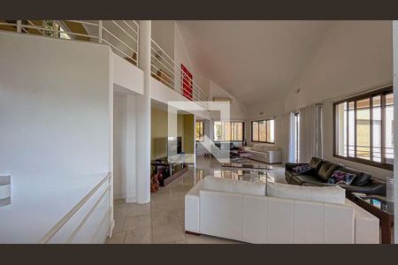 Casa à venda com 4 quartos, 483m² em Charitas, Niterói
