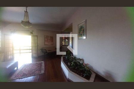 Casa à venda com 5 quartos, 518m² em Pendotiba, Niterói