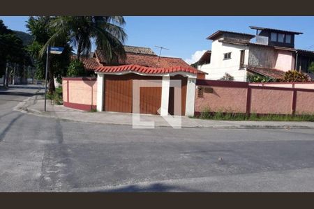 Casa à venda com 3 quartos, 157m² em Piratininga, Niterói