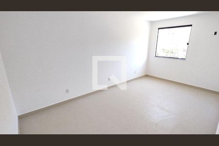 Casa à venda com 4 quartos, 150m² em Maravista, Niterói