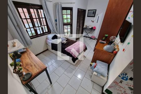 Casa à venda com 3 quartos, 147m² em Piratininga, Niterói