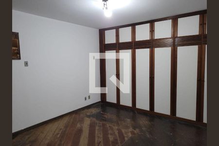Casa à venda com 5 quartos, 372m² em São Francisco, Niterói