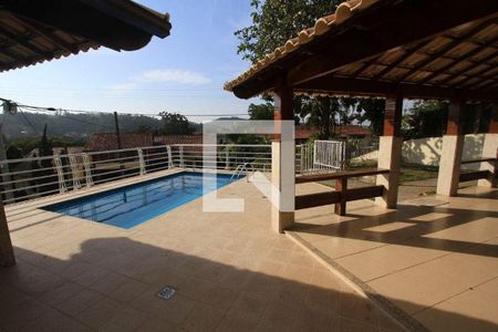 Casa à venda com 4 quartos, 300m² em Maria Paula, Niterói