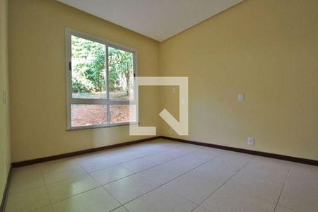 Casa à venda com 4 quartos, 300m² em Maria Paula, Niterói