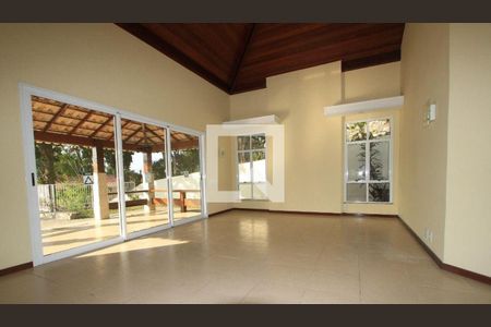 Casa à venda com 4 quartos, 300m² em Maria Paula, Niterói