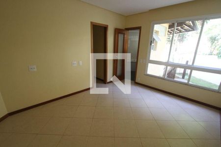 Casa à venda com 4 quartos, 300m² em Maria Paula, Niterói