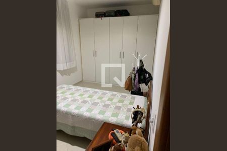 Casa à venda com 4 quartos, 300m² em Badu, Niterói
