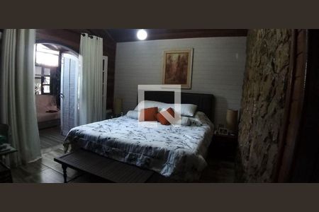 Casa à venda com 5 quartos, 195m² em Maralegre, Niterói