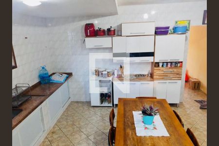 Casa à venda com 3 quartos, 182m² em Itaipu, Niterói