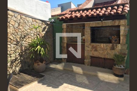 Casa à venda com 4 quartos, 200m² em São Francisco, Niterói