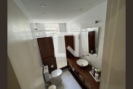 Casa à venda com 4 quartos, 240m² em Piratininga, Niterói