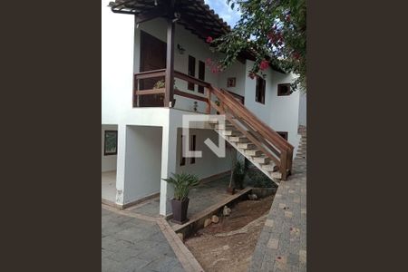 Casa à venda com 3 quartos, 204m² em Piratininga, Niterói