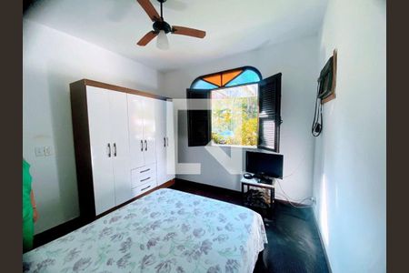 Casa à venda com 4 quartos, 220m² em Pendotiba, Niterói